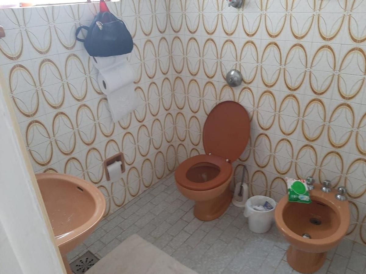 Casa 5 Quartos, Ampla, A 100 Metros Da Praia. Amigos E Familia Sao Bem Vindos A Essa Casa. Venha Viver Momentos Inesqueciveis Aqui. Guarapari Exteriör bild